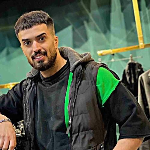 آهنگ جدید علی رستمیان بی چشم و رو